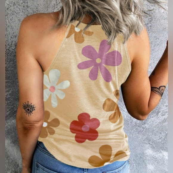 Floral Print Sleeveless Top - Picture 2 of 4